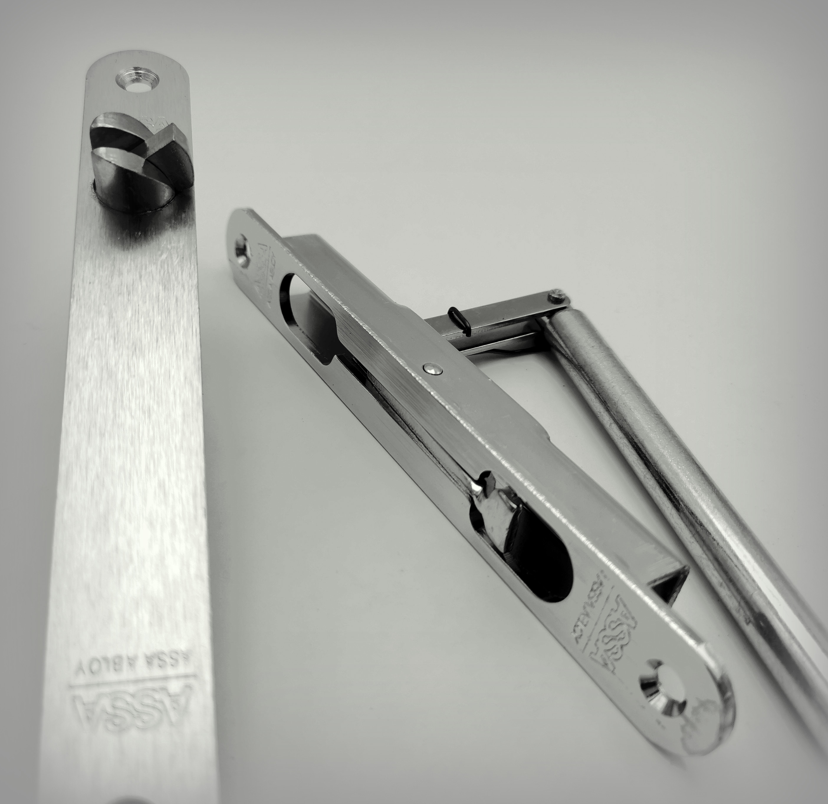 Įleidžiami skląsčiai