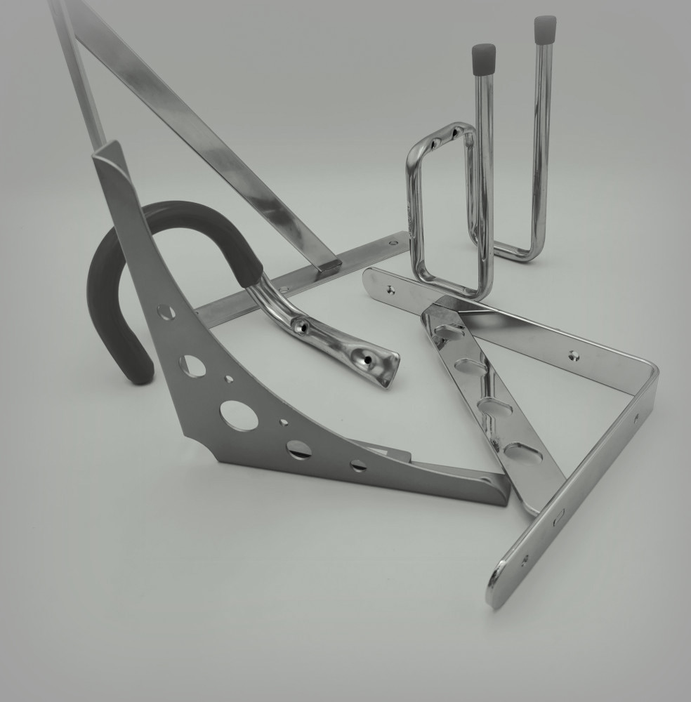 Lentynų konsolės, kabliukai, laikikliai