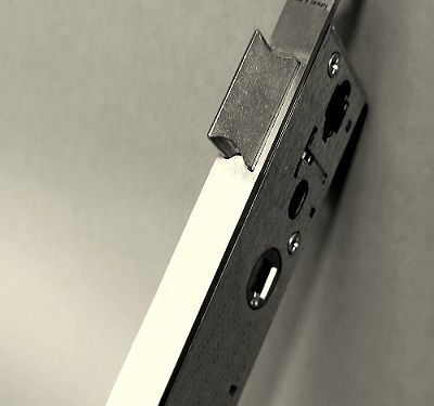 Spynos rėmo profilio durims