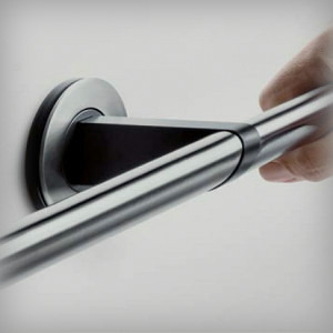 Atraminės rankenos ir turėklai sanitarinėms patalpoms