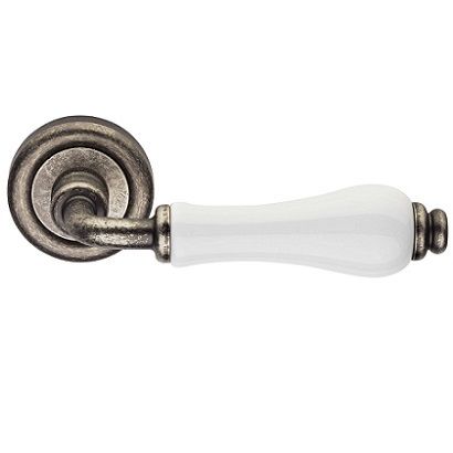 DALIA handle set with roses 103 BAC, aged iron + white porcelain