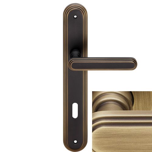 CHIC handle set with long backplates BB, patine matt