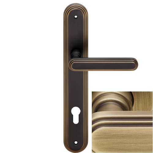 CHIC handle set with long backplates PZ, patine matt