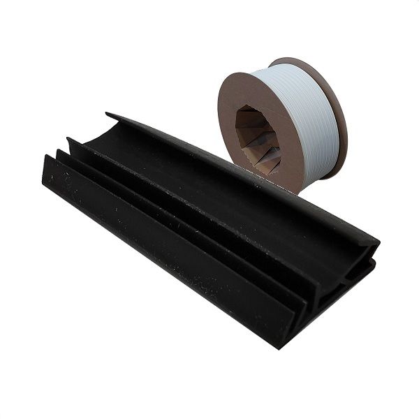 Sandarinimo tarpinė 5250, 15 mm, juoda (ritinys 150 m)