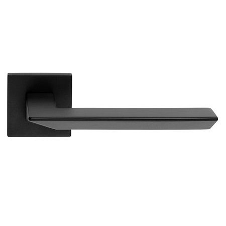 TRIO ZINCRAL rankenos rinkinys su rozetėmis 024 grt.BAC, matinės juodos spalvos